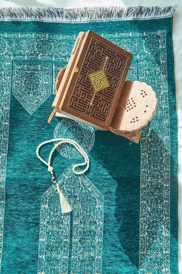 Turquoise Mecca Collection prayer mat with Quran stand and white tasbih